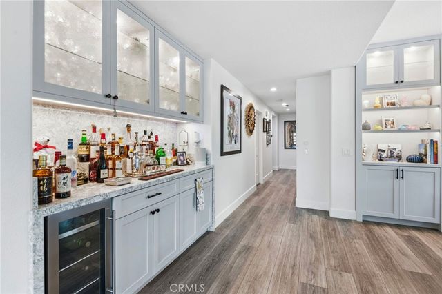 51 Seabrook Cove, Newport Beach, CA 92660