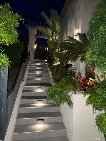 51 Seabrook Cove, Newport Beach, CA 92660