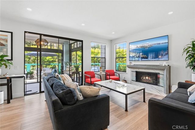 51 Seabrook Cove, Newport Beach, CA 92660