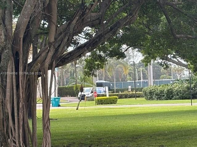 8990 S Hollybrook Boulevard 106, Pembroke Pines, FL 33025