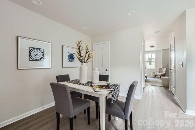 1614 Ct Brooks Circle, Charlotte, NC 28212