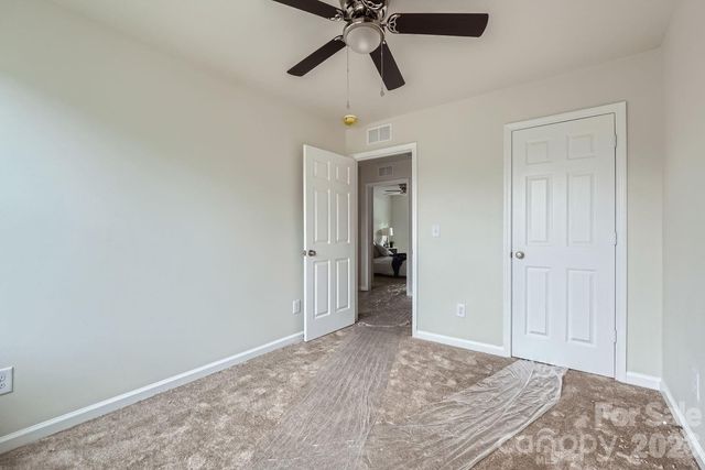 1614 Ct Brooks Circle, Charlotte, NC 28212