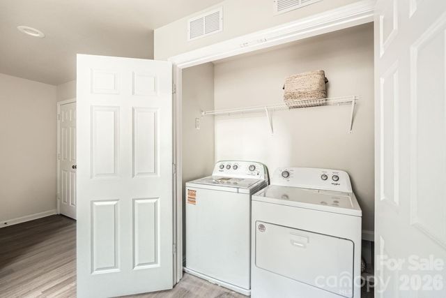 1614 Ct Brooks Circle, Charlotte, NC 28212