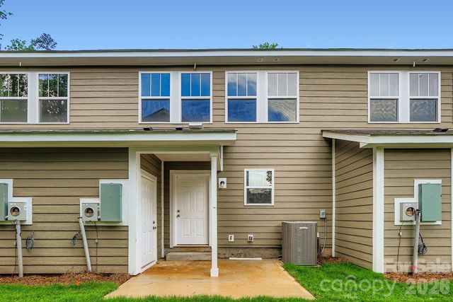 1614 Ct Brooks Circle, Charlotte, NC 28212