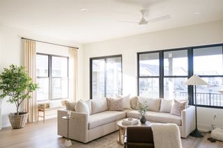 289 S Marigold Avenue, West Des Moines, IA 50266