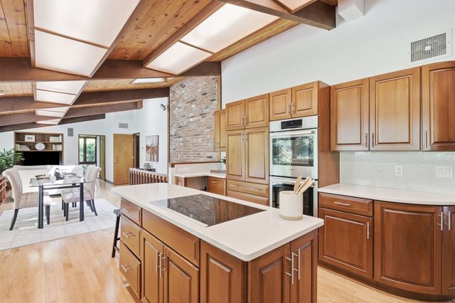40 Brigham Woods, Concord, MA 01742
