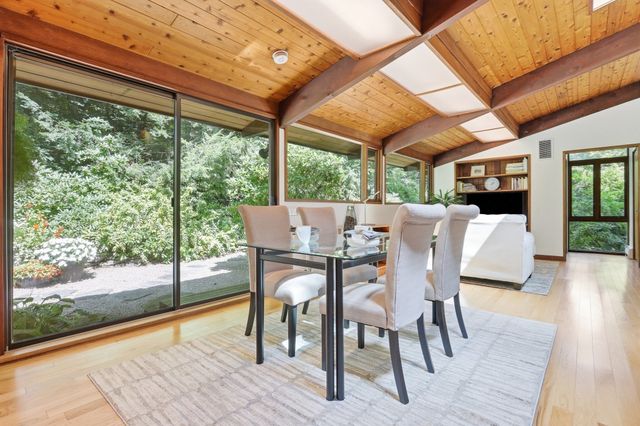 40 Brigham Woods, Concord, MA 01742