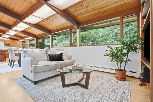 40 Brigham Woods, Concord, MA 01742