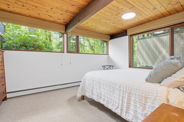 40 Brigham Woods, Concord, MA 01742