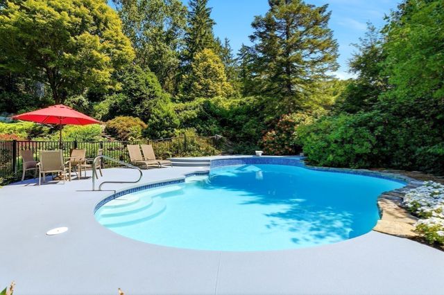 40 Brigham Woods, Concord, MA 01742