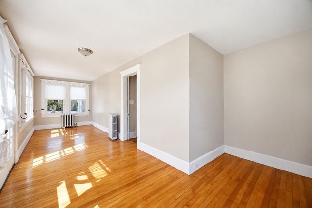 96 Catherine St, Chicopee, MA 01013