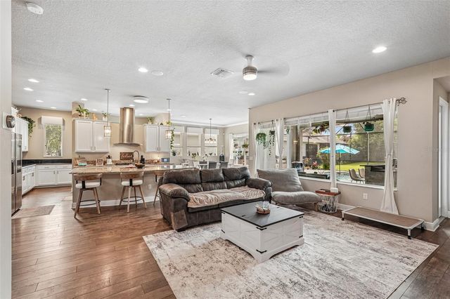 6617 PARK STRAND DRIVE, Apollo Beach, FL 33572