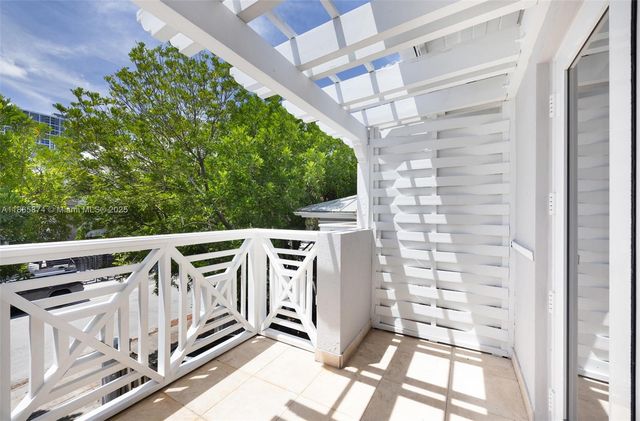 3109 Hibiscus St 3109, Coconut Grove, FL 33133