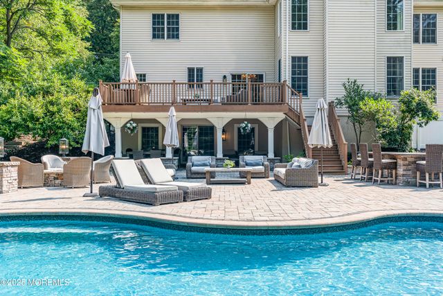50 Beacon Hill Road, Morganville, NJ 07751