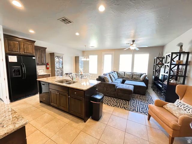 4154 E TORREY PINES DR, Washington, UT 84780