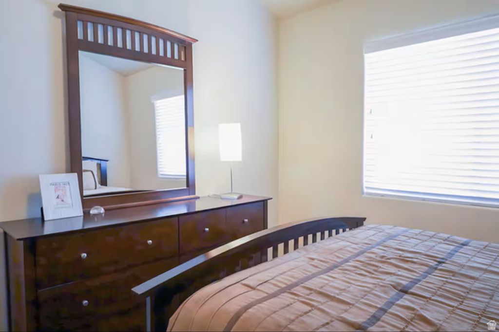 Image 23 of property listing at 4154 E TORREY PINES DR, Washington, UT 84780