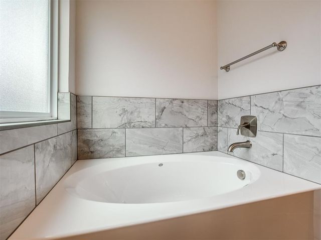 2200 Arcady Avenue, Norman, OK 73026