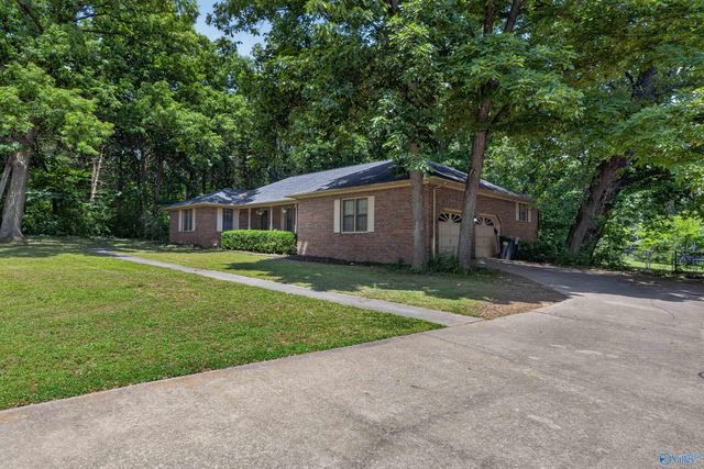 222 Dee Ann Road, Trinity, AL 35673