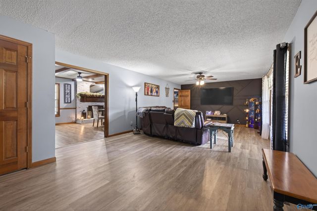 222 Dee Ann Road, Trinity, AL 35673