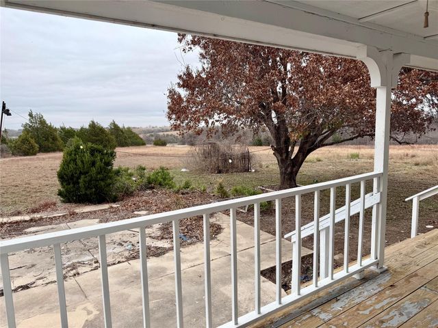 333 Spring Valley ST, Hutto, TX 78634