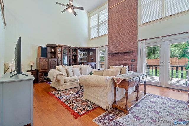 129 Jacque Jim Drive NE, Huntsville, AL 35810
