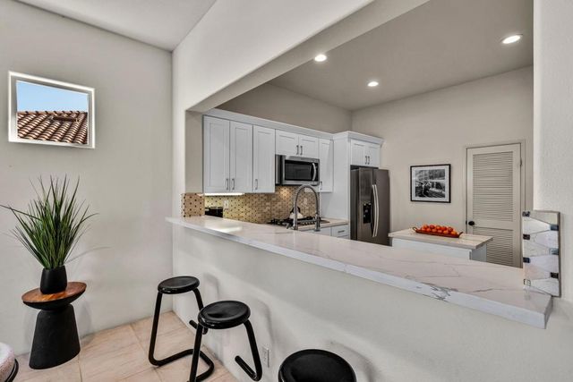 141 Kavenish Drive, Rancho Mirage, CA 92270