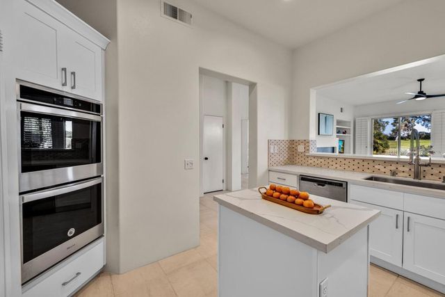 141 Kavenish Drive, Rancho Mirage, CA 92270