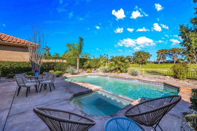 141 Kavenish Drive, Rancho Mirage, CA 92270