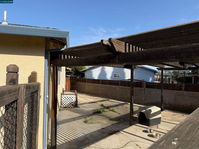 2132 Misty Ct, Pittsburg, CA 94565