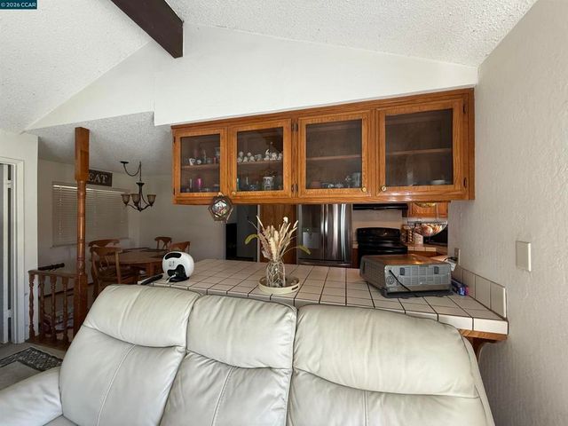 2132 Misty Ct, Pittsburg, CA 94565