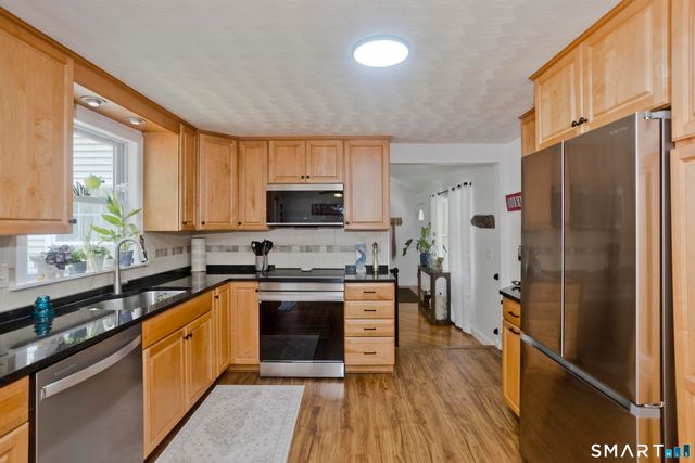 3 Birchwood Terrace, Enfield, CT 06082