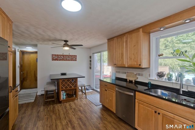 3 Birchwood Terrace, Enfield, CT 06082