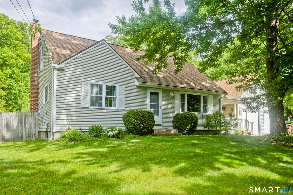 3 Birchwood Terrace, Enfield, CT 06082