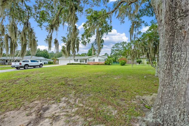 415 HIAWATHA AVENUE, Inverness, FL 34452