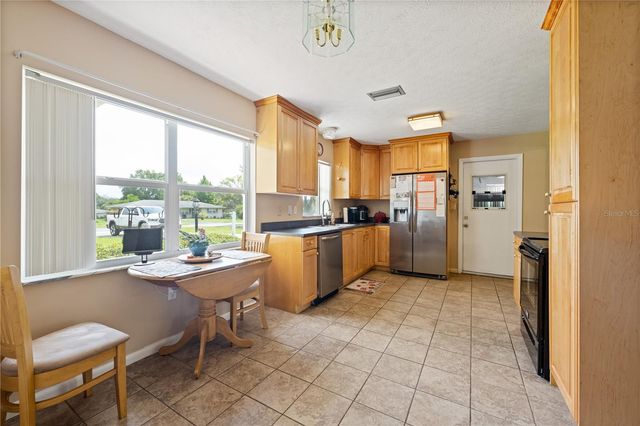 415 HIAWATHA AVENUE, Inverness, FL 34452