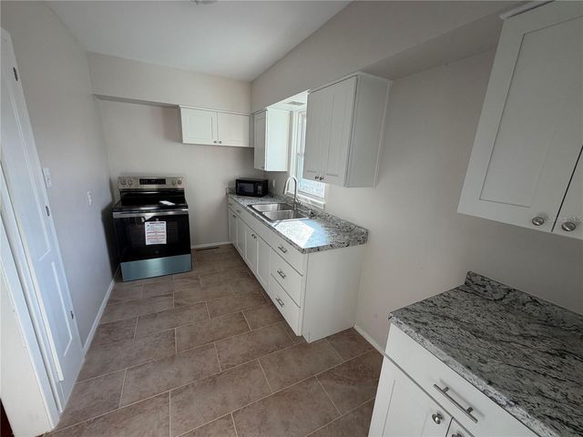 321 RIBAULT AVENUE, Daytona Beach, FL 32118