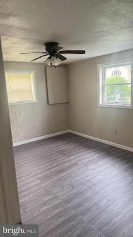 108 W VILLAGE RD, Elkton, MD 21921