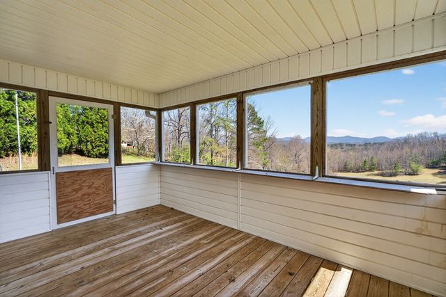 358 Old Jones Road, Ellijay, GA 30540