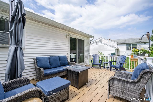164 Tanglewood Drive, Hamden, CT 06514