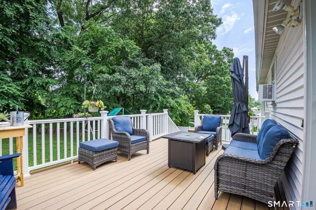 164 Tanglewood Drive, Hamden, CT 06514