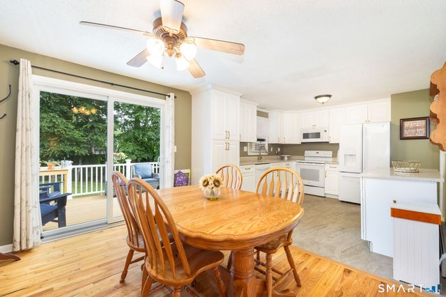164 Tanglewood Drive, Hamden, CT 06514
