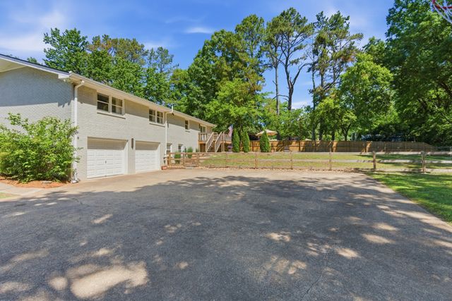 1000 Hickory Hollow Rd, Nashville, TN 37221
