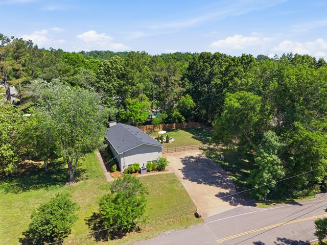 1000 Hickory Hollow Rd, Nashville, TN 37221