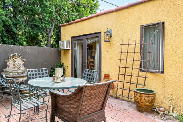 8936 Dorrington Avenue, West Hollywood, CA 90048