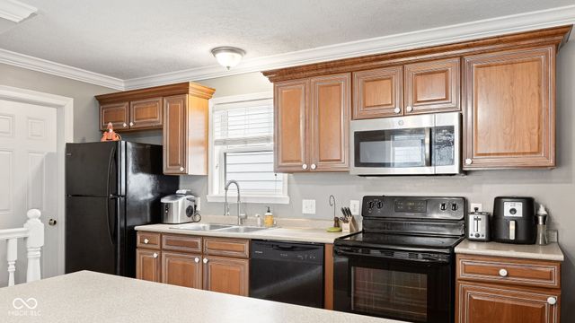 2020 Ruckle Street, Indianapolis, IN 46202