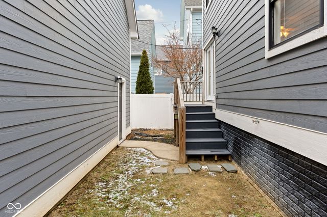 2020 Ruckle Street, Indianapolis, IN 46202