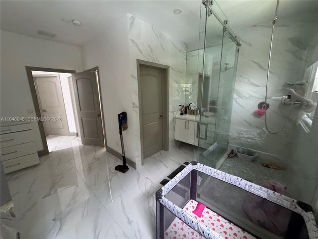 4957 Tradewinds Ter 704, Dania Beach, FL 33312