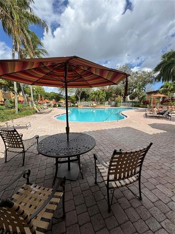 4957 Tradewinds Ter 704, Dania Beach, FL 33312