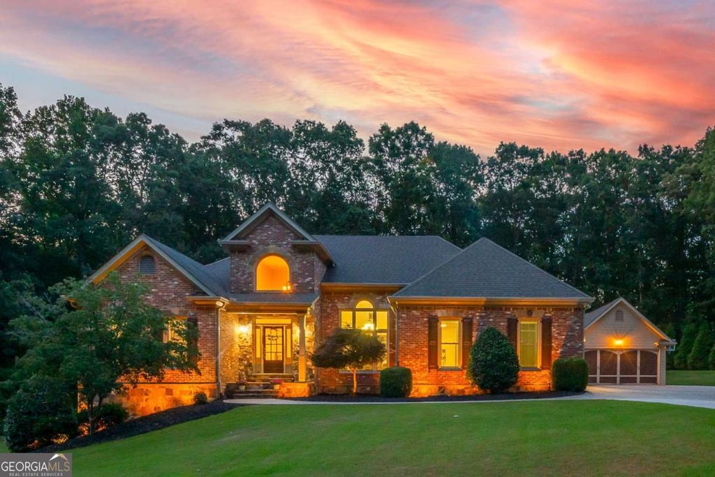 644 Herring Road, Grayson, GA 30017