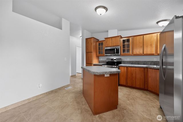 21204 128th Street Ct E, Bonney Lake, WA 98391